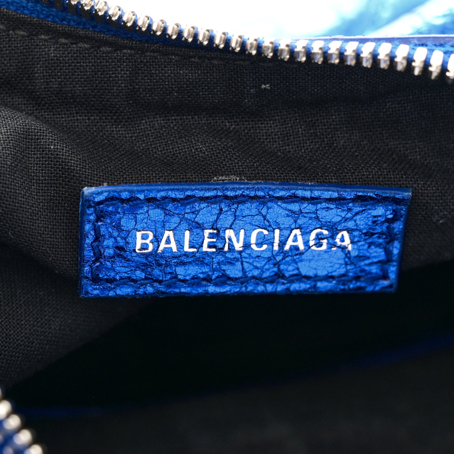 Metallic Arena Agneau Le Cagole Shoulder Bag XS Blue