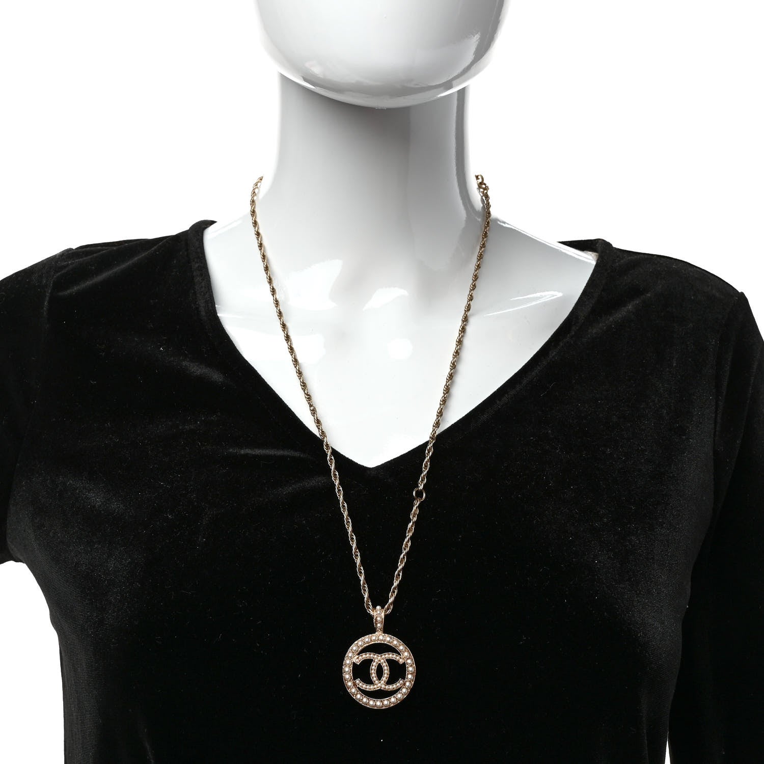 Chanel Pearl CC Round Pendant Necklace Gold 2 of 7