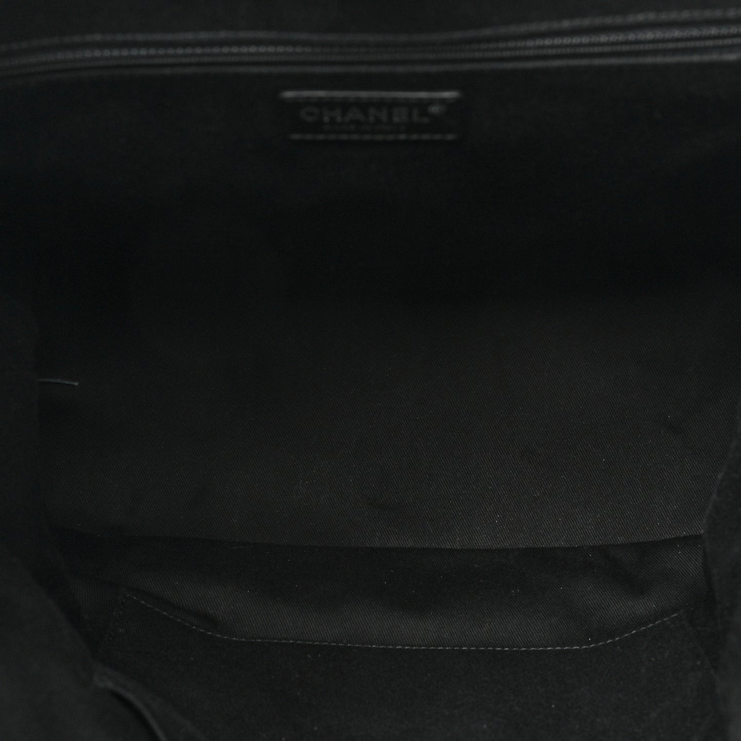 Grained Calfskin Large Coco Eyelets Shopping Tote Black