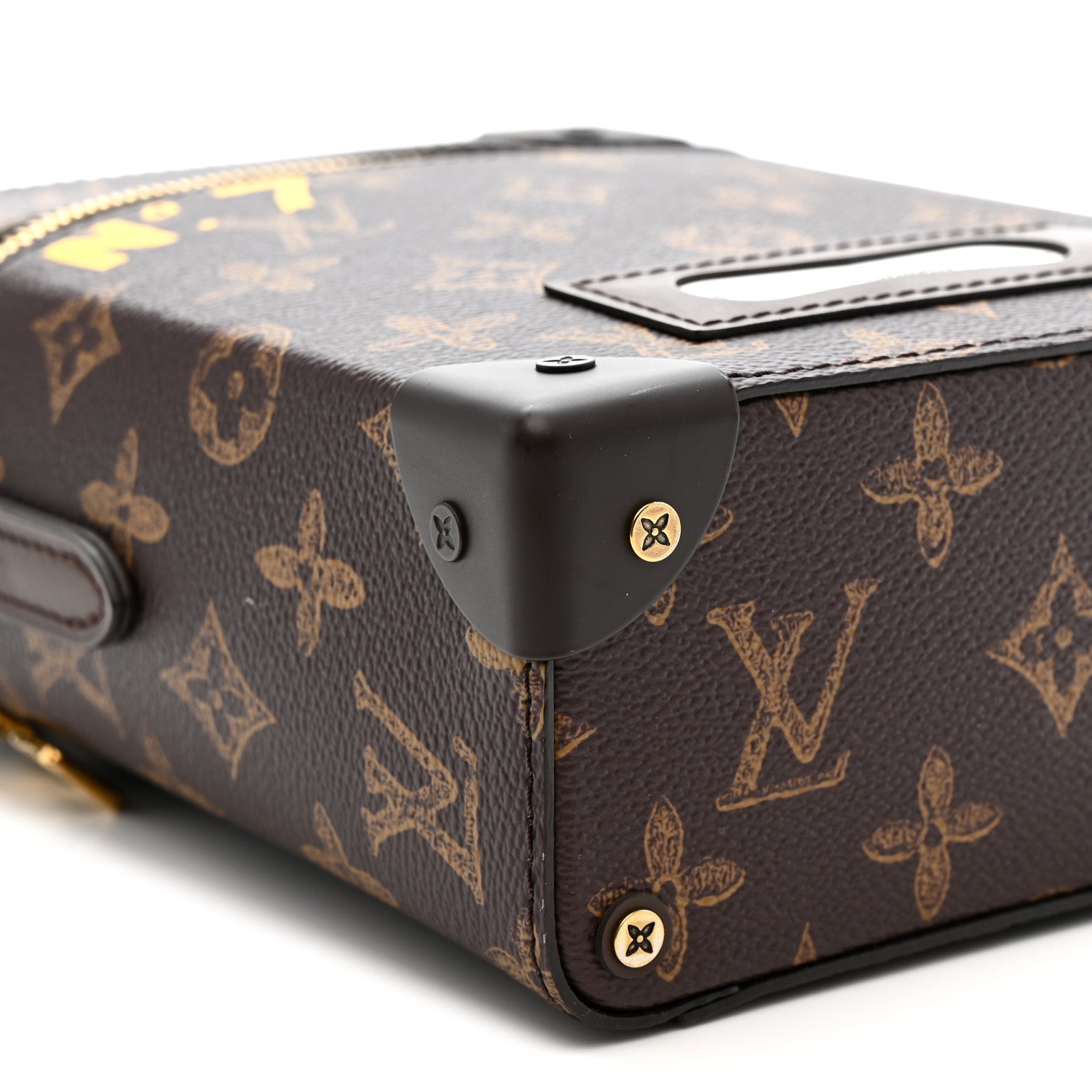 Louis Vuitton Monogram N°7 Vertical Box Trunk 1817975 – FASHIONPHILE