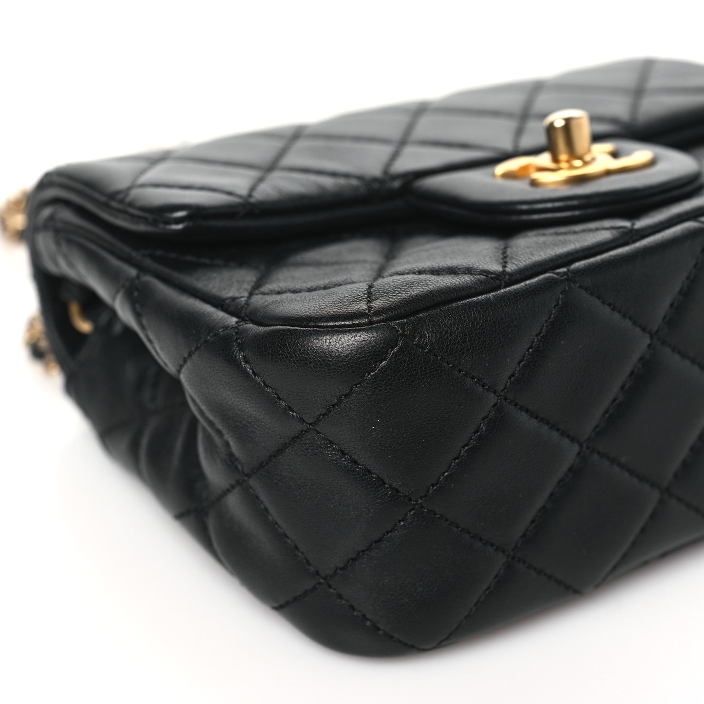 Lambskin Quilted Mini Pearl Crush Flap Black