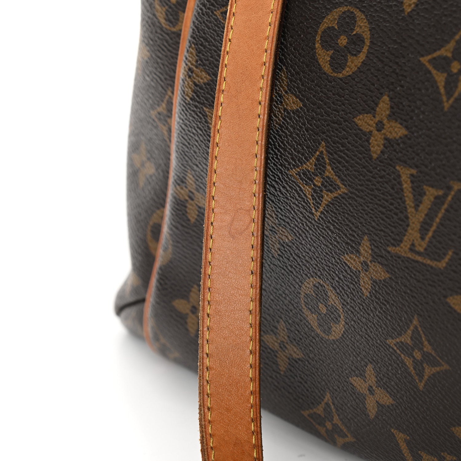 Louis Vuitton Monogram Totally MM 11 of 13