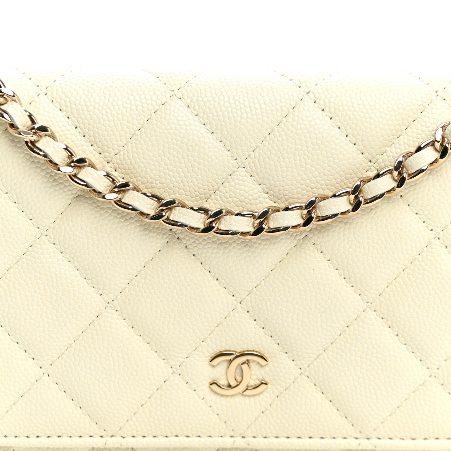 Caviar Quilted Wallet on Chain WOC White