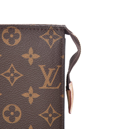 Louis Vuitton Monogram Toiletry Pouch 19 15 of 15