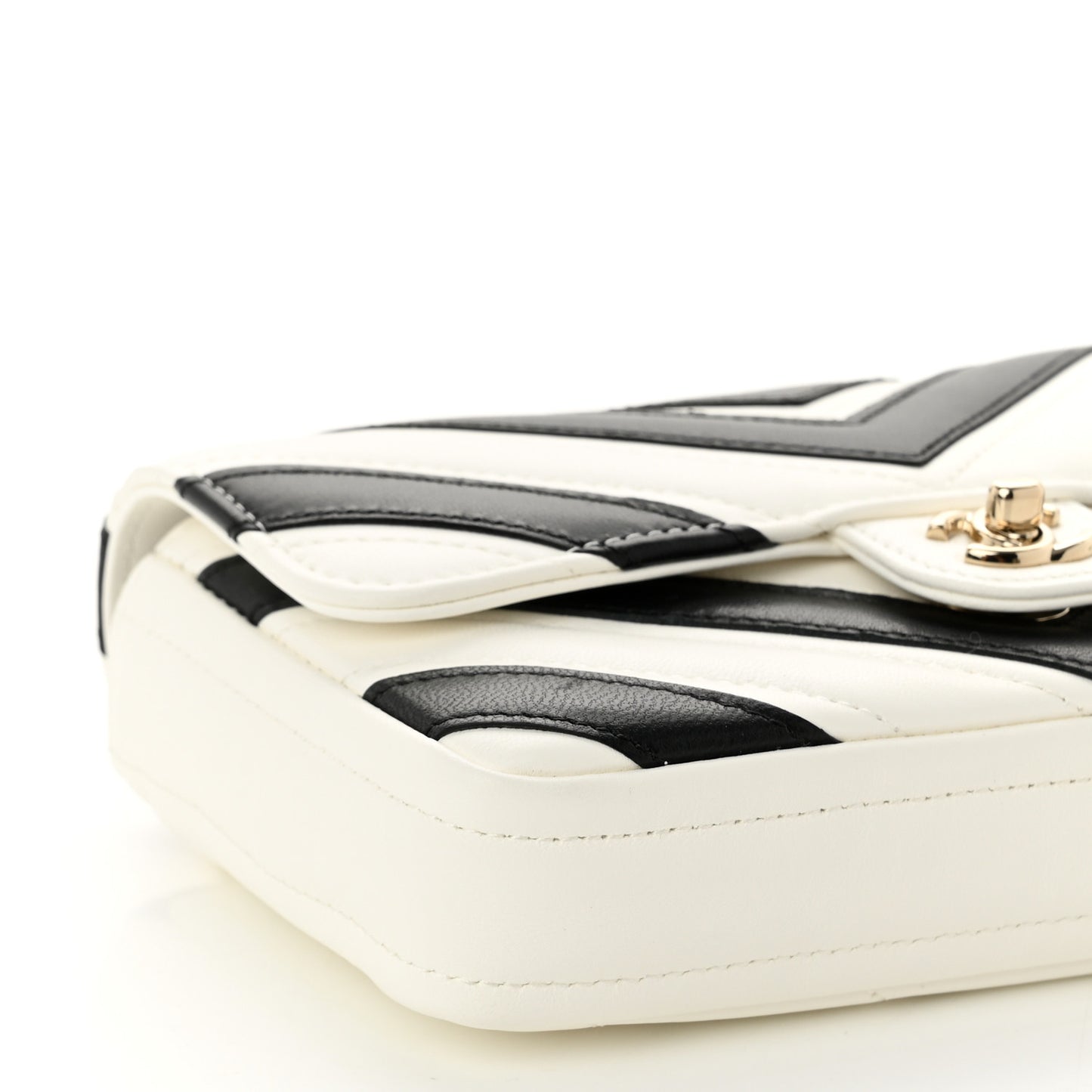 Lambskin Chevron Stitched Flap White Black