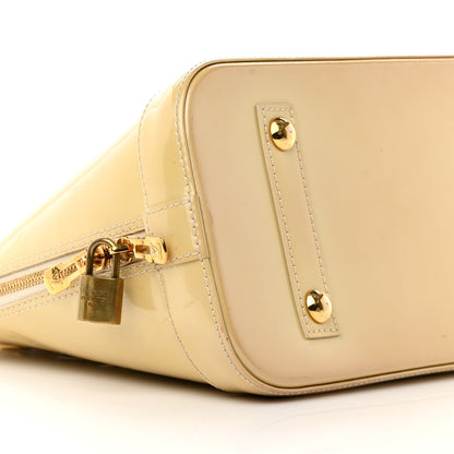 Louis Vuitton Vernis Alma PM Blanc Corail 9 of 18