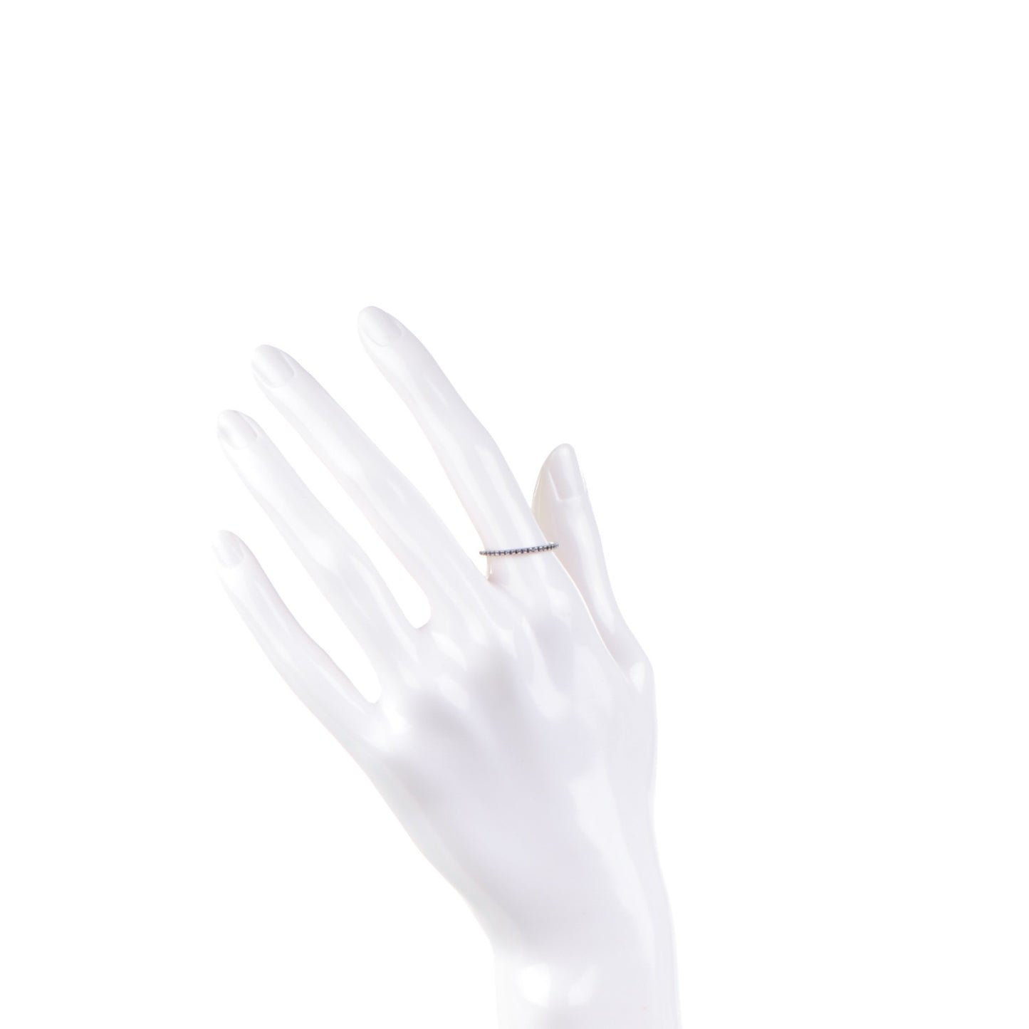 18K White Gold Iolite Metro Single Row Ring 6.5