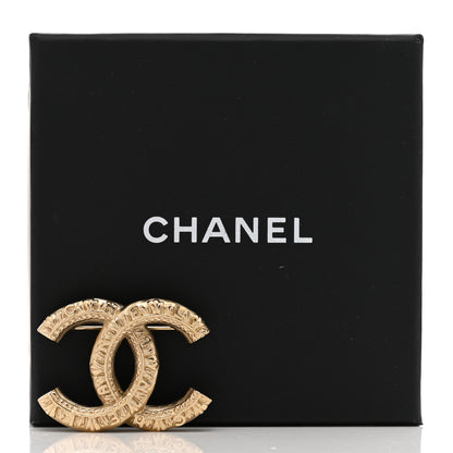 Chanel CC Logo Brooch Gold 5 of 5