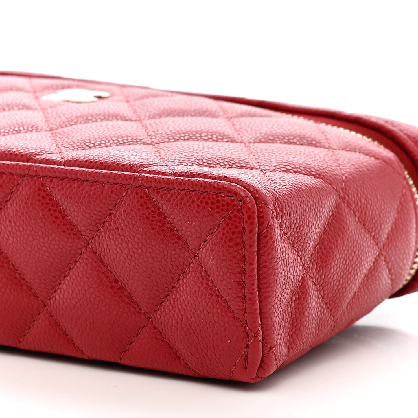 Caviar Quilted Top Handle Slim Vanity With Chain Red