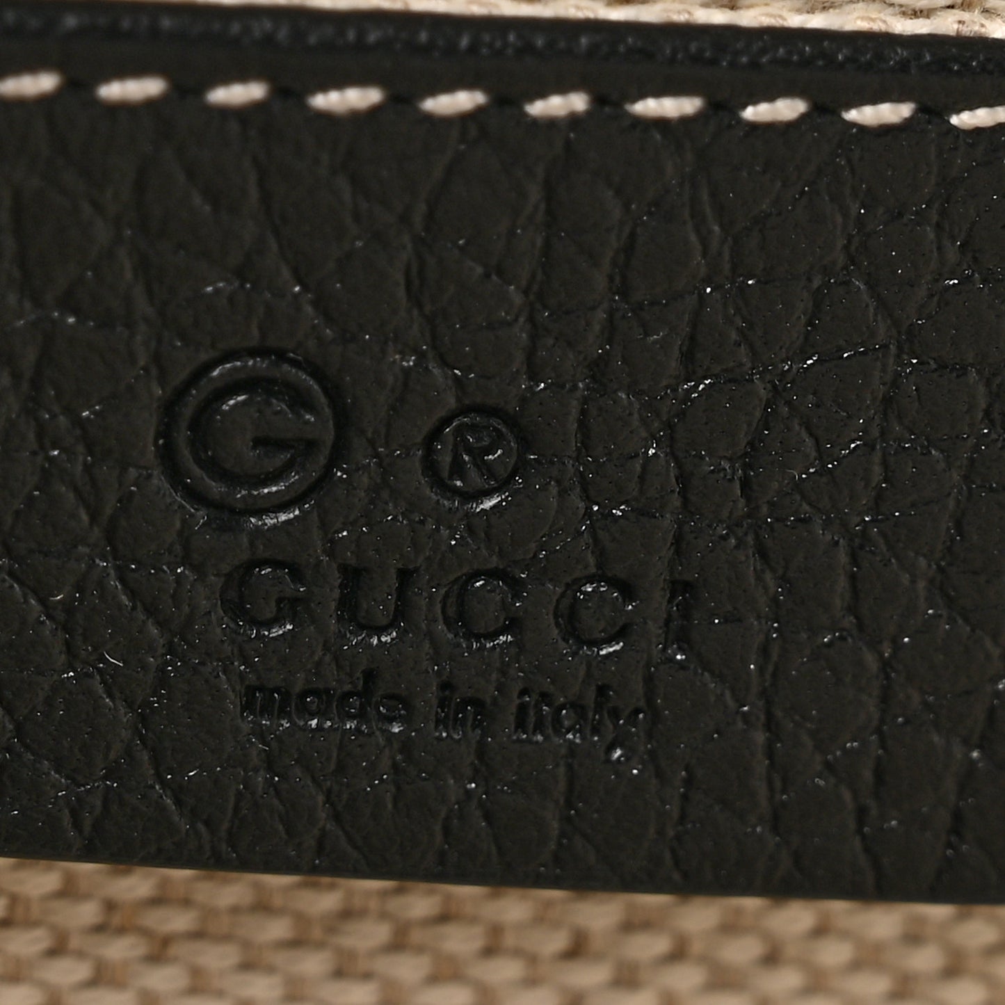 Pebbled Calfskin GG Marmont Zip Chain Bag Black