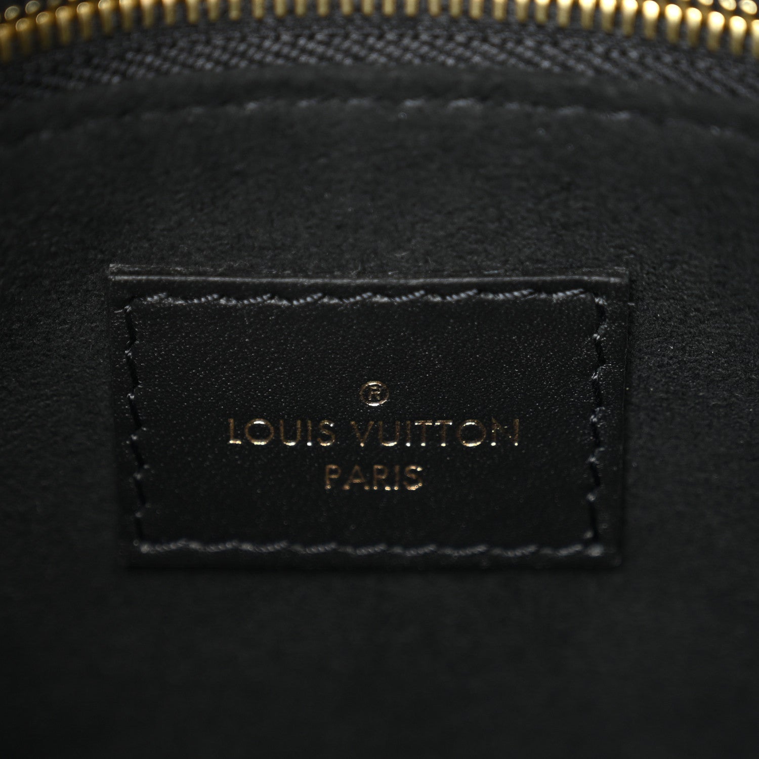 Louis Vuitton Empreinte Monogram Giant Onthego PM Black 6 of 9