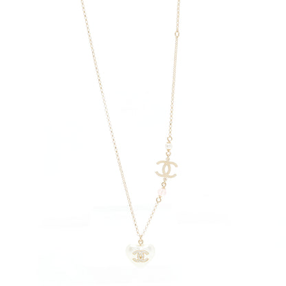 Chanel Resin Crystal CC Heart Necklace Pearly White Gold 1 of 6