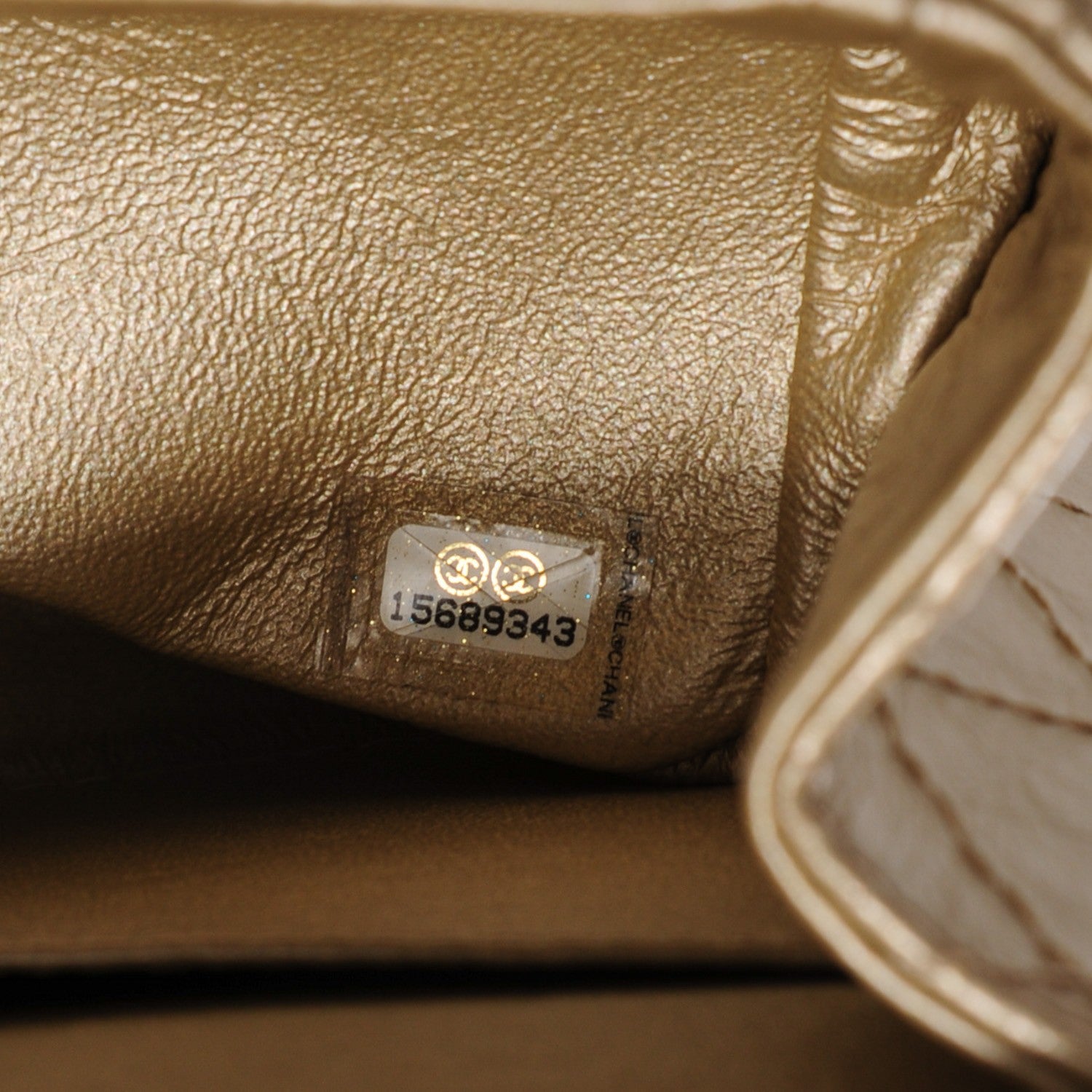 Chanel Metallic Aged Calfskin Quilted 2.55 Reissue 226 Flap Light Gold 7 of 8