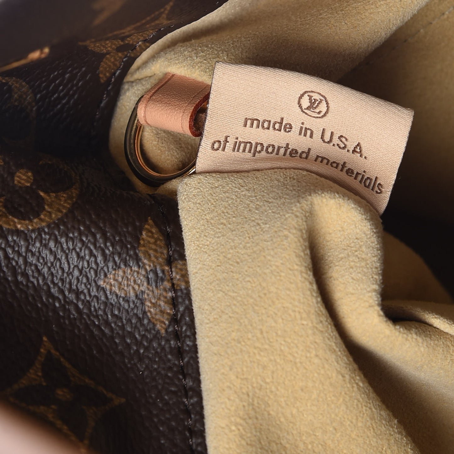 Monogram Artsy MM