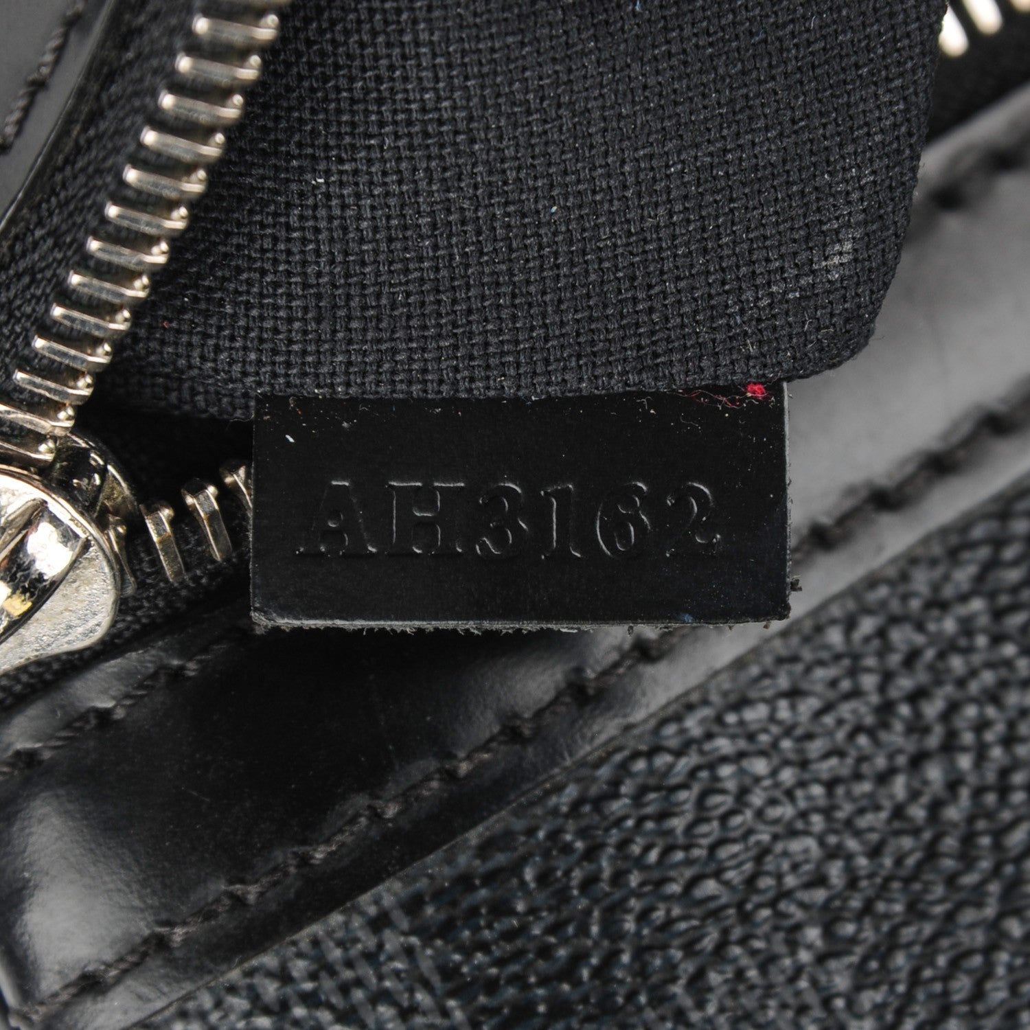 Louis Vuitton Damier Graphite Thomas 8 of 8