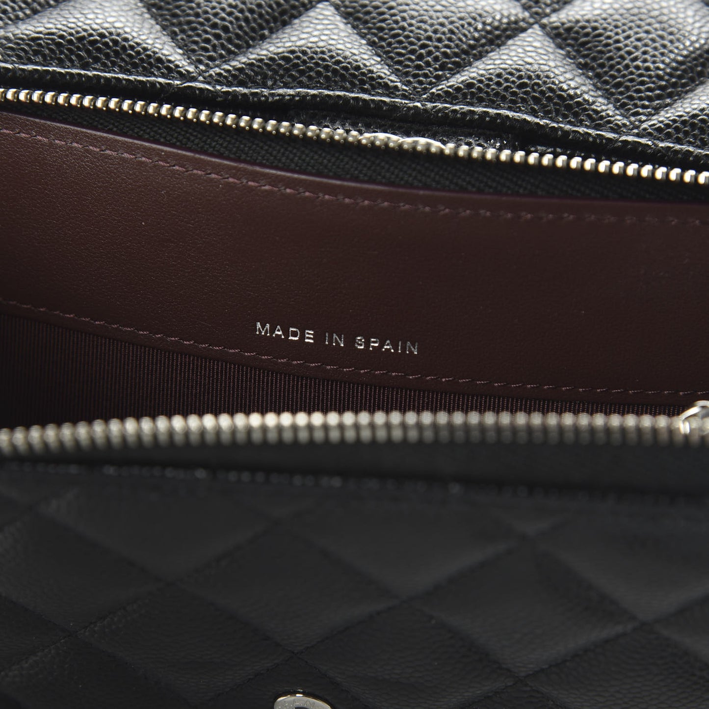 Caviar Quilted Wallet on Removable Chain Black