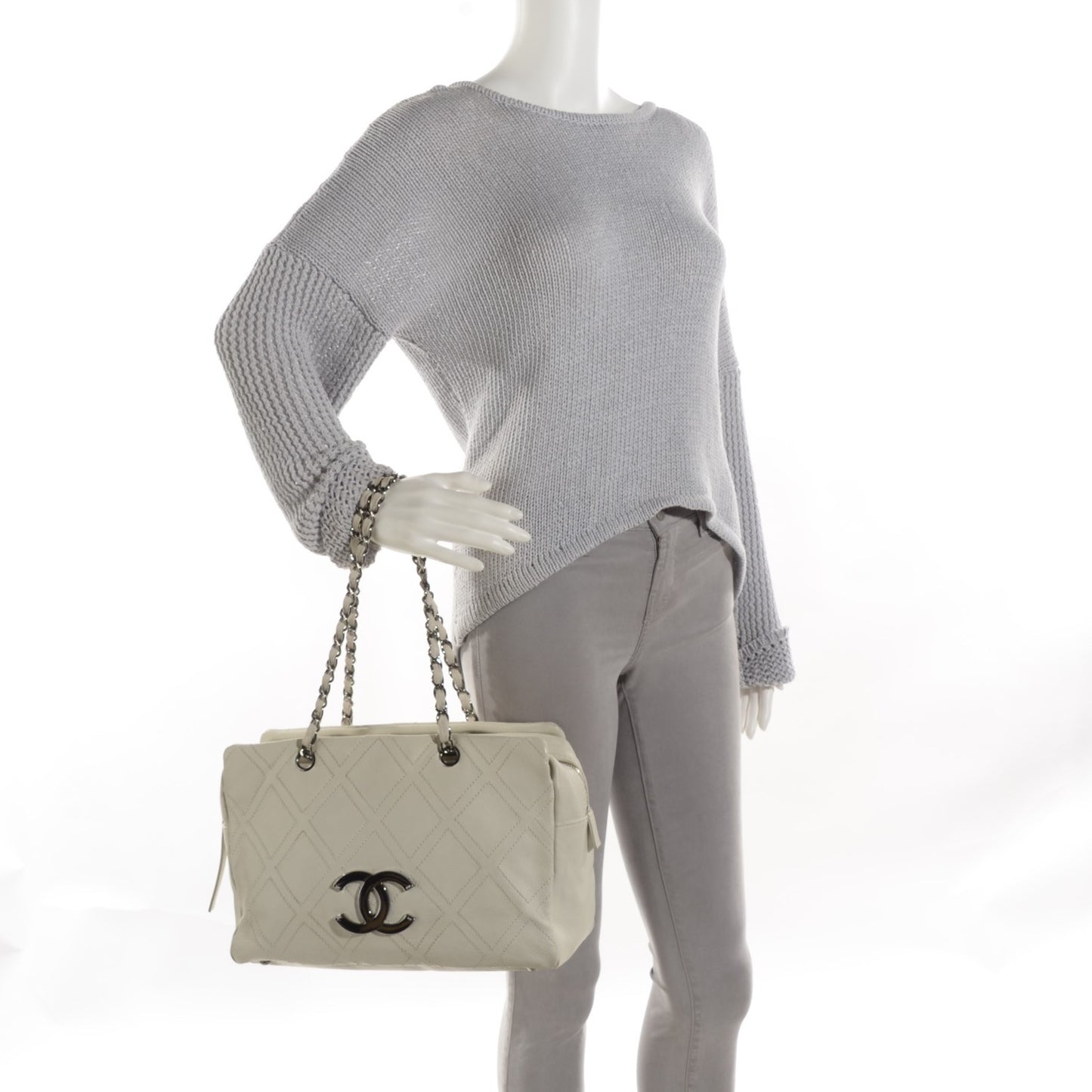 Calfskin Large Diamond Stitch Tote White