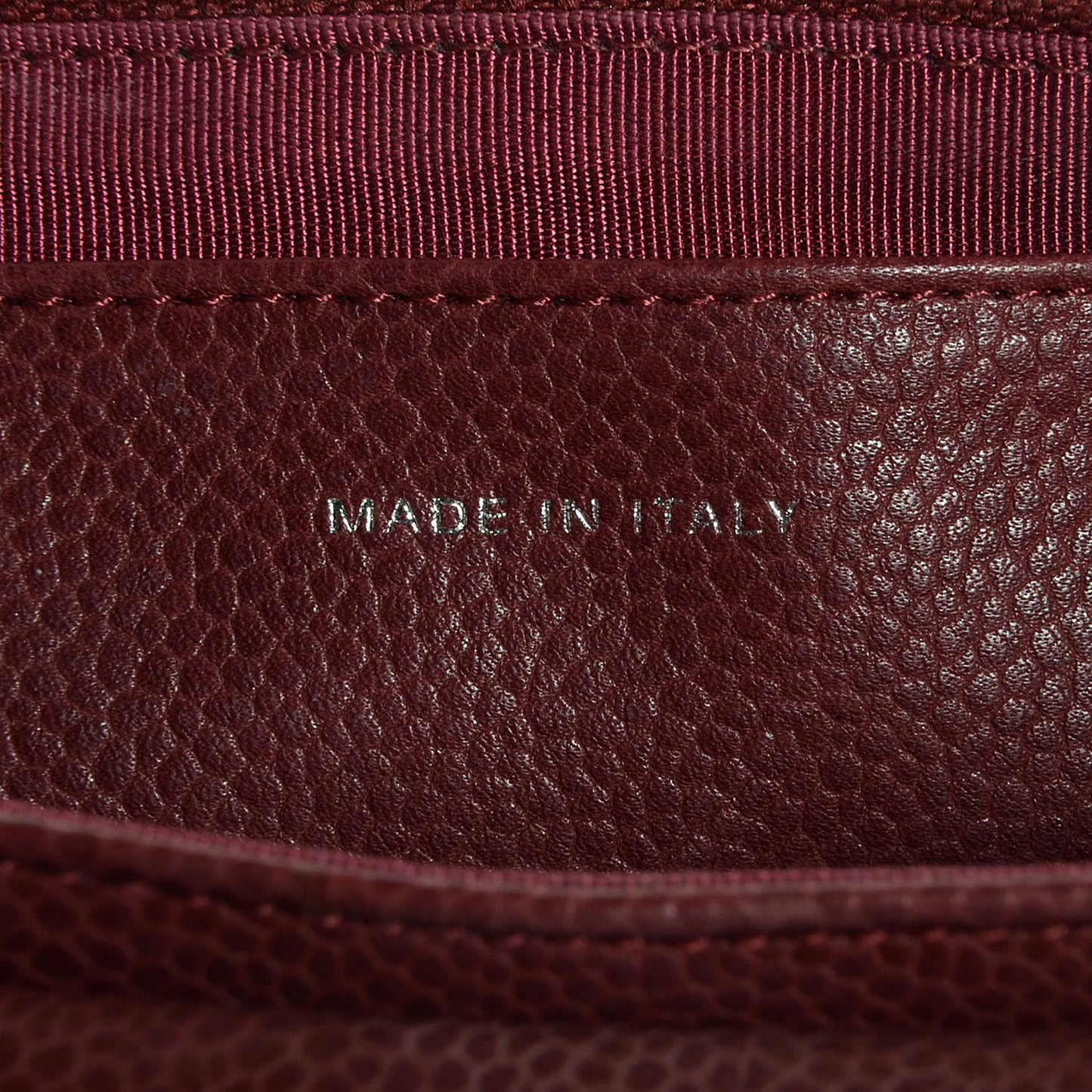 Caviar Half Moon Wallet On Chain WOC Bordeaux