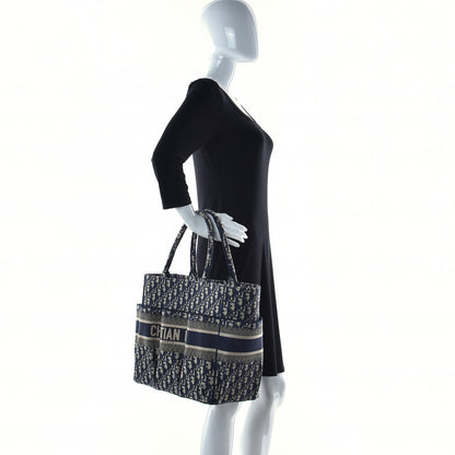 Christian Dior Oblique Catherine Tote Blue 4 of 16