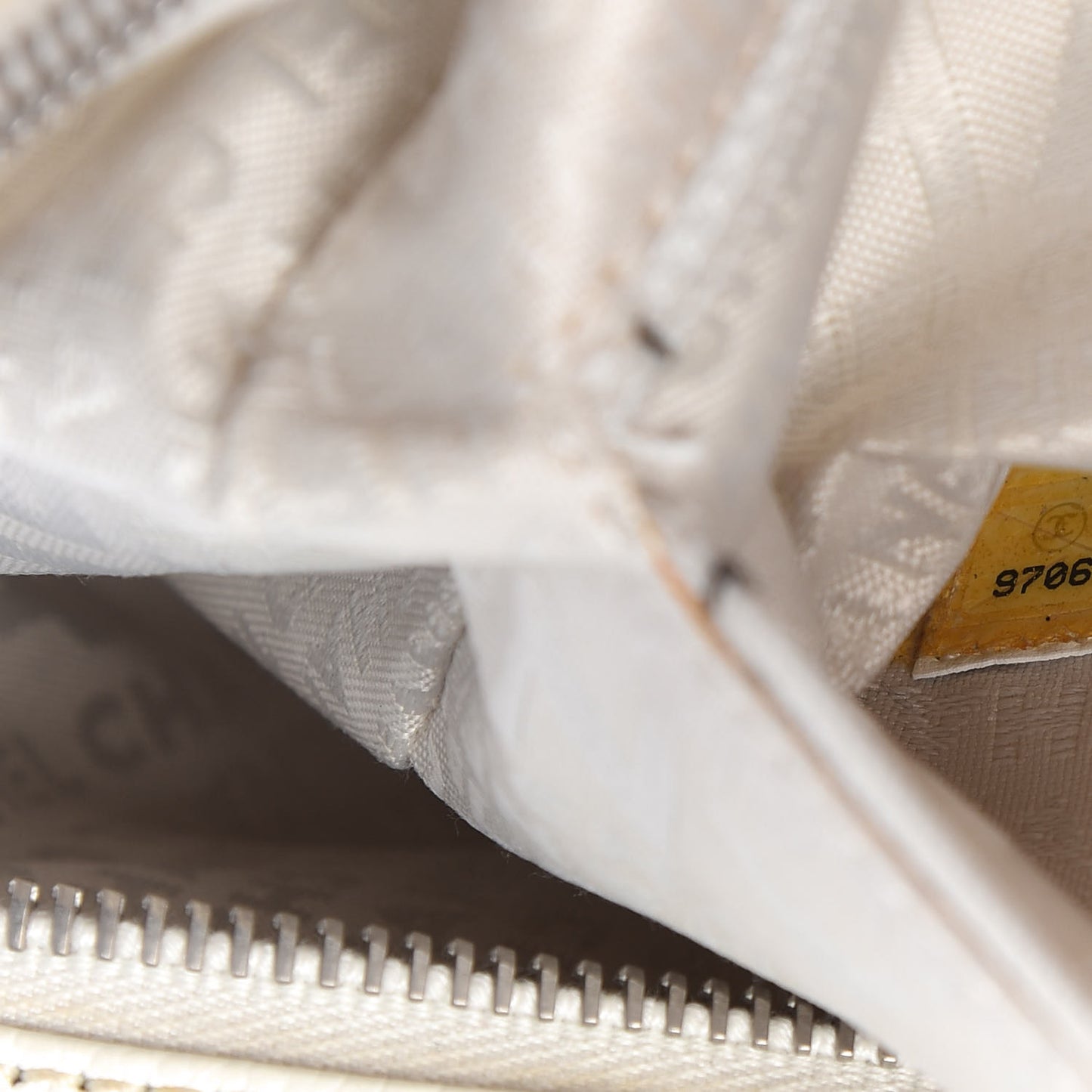 Caviar Perforated Bowler White