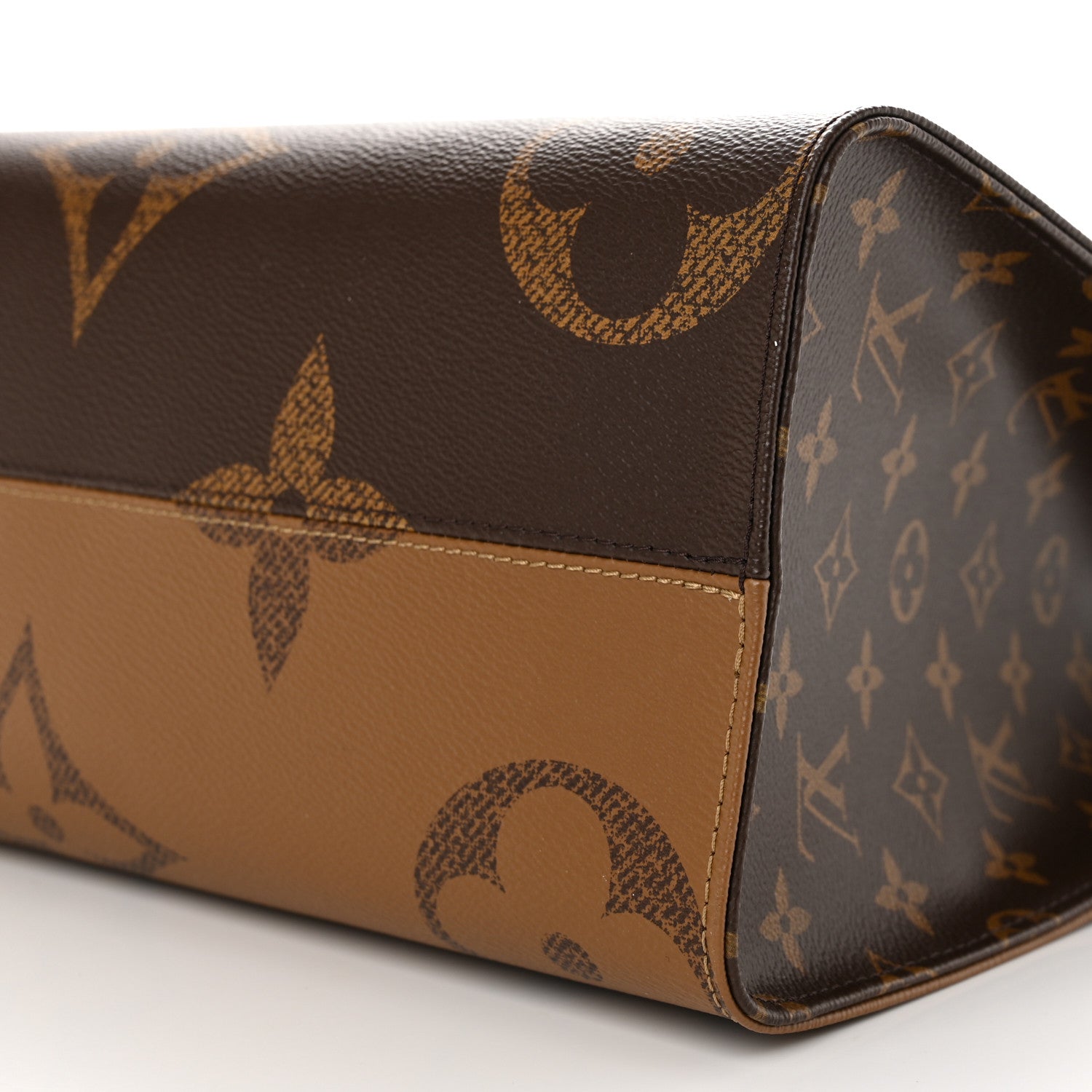 Louis Vuitton Reverse Monogram Giant Onthego MM 10 of 10