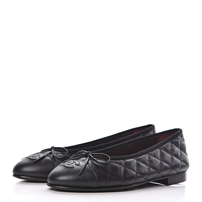 Chanel Aged Calfskin Quilted Cap Toe Ballerina Flats 35.5 Black 3 of 10