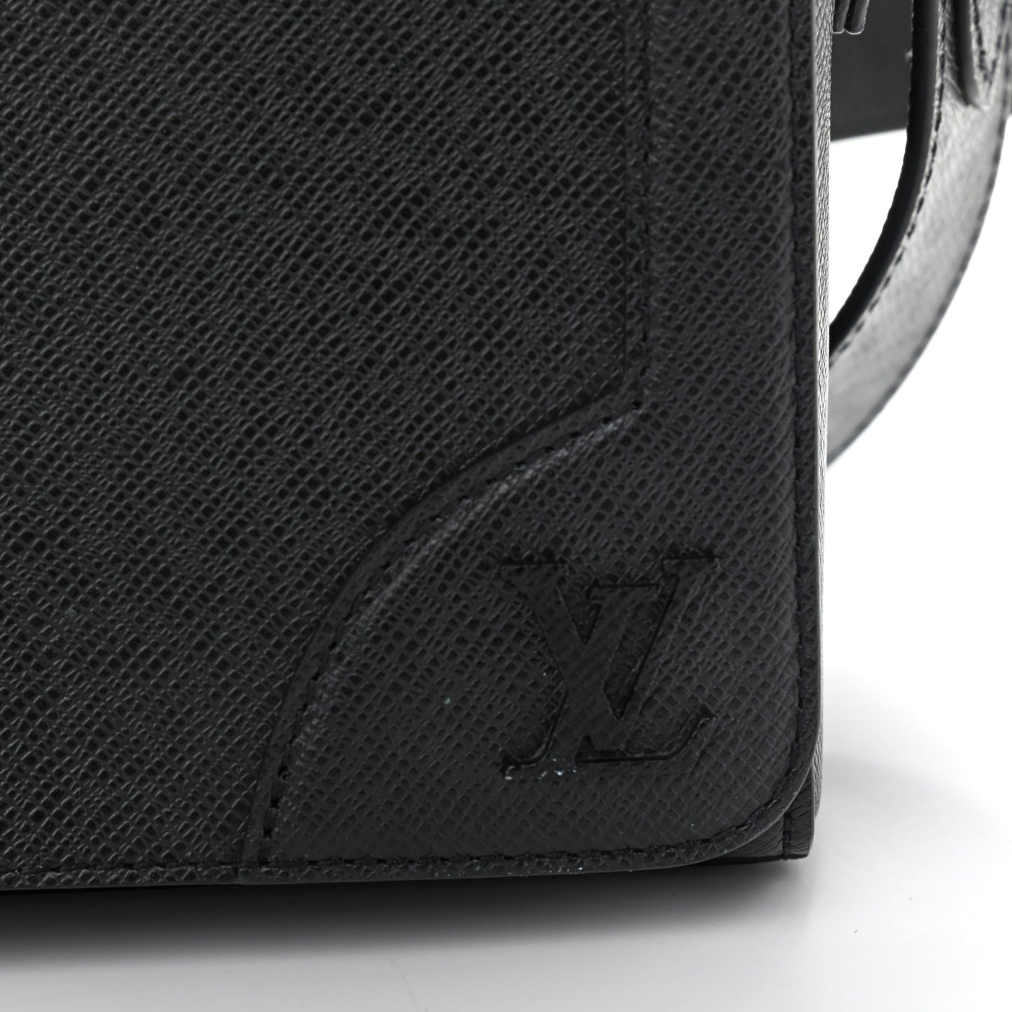 Taiga New Flap Messenger Black