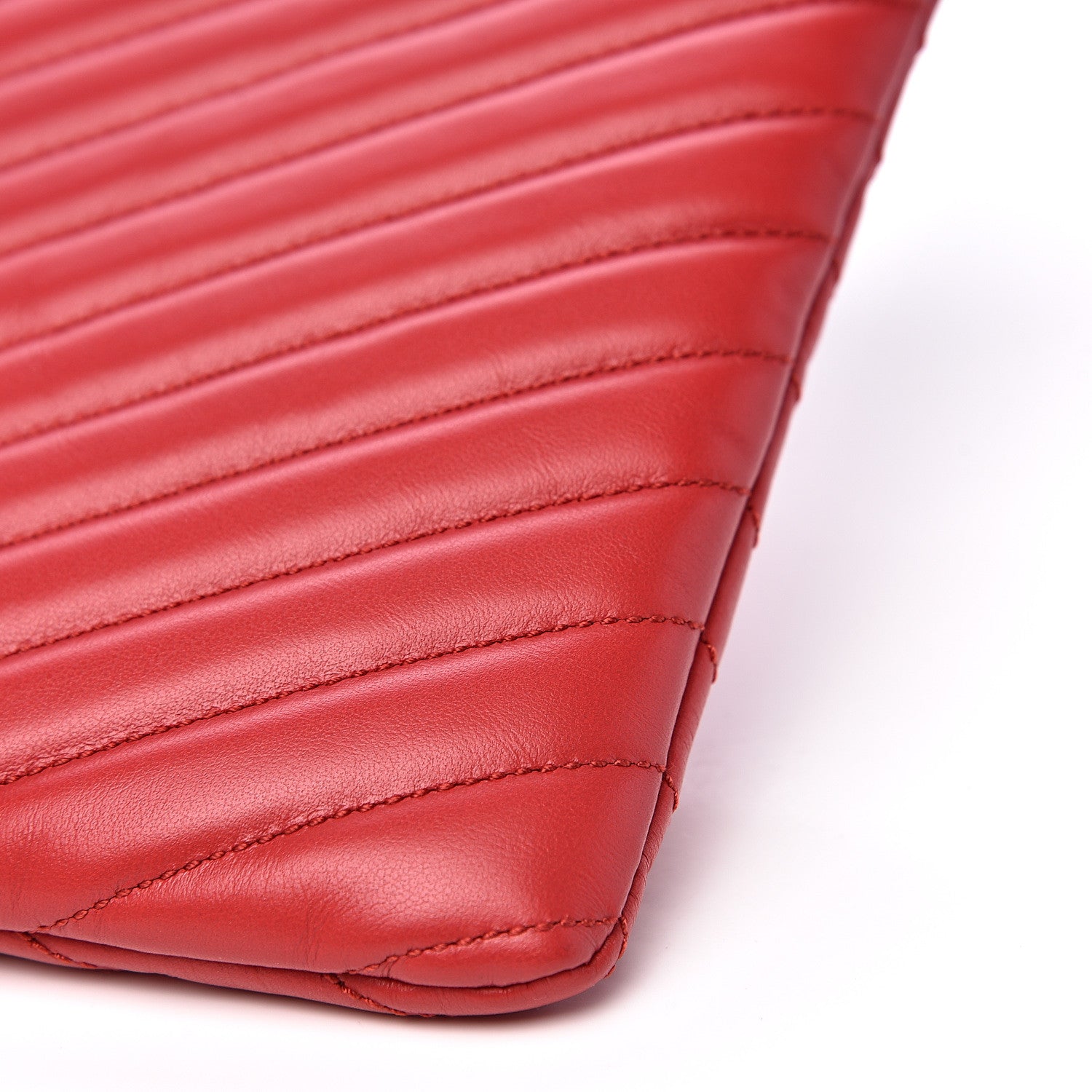 Saint Laurent Calfskin Matelasse Chevron Monogram A5 Wristlet Red 8 of 9