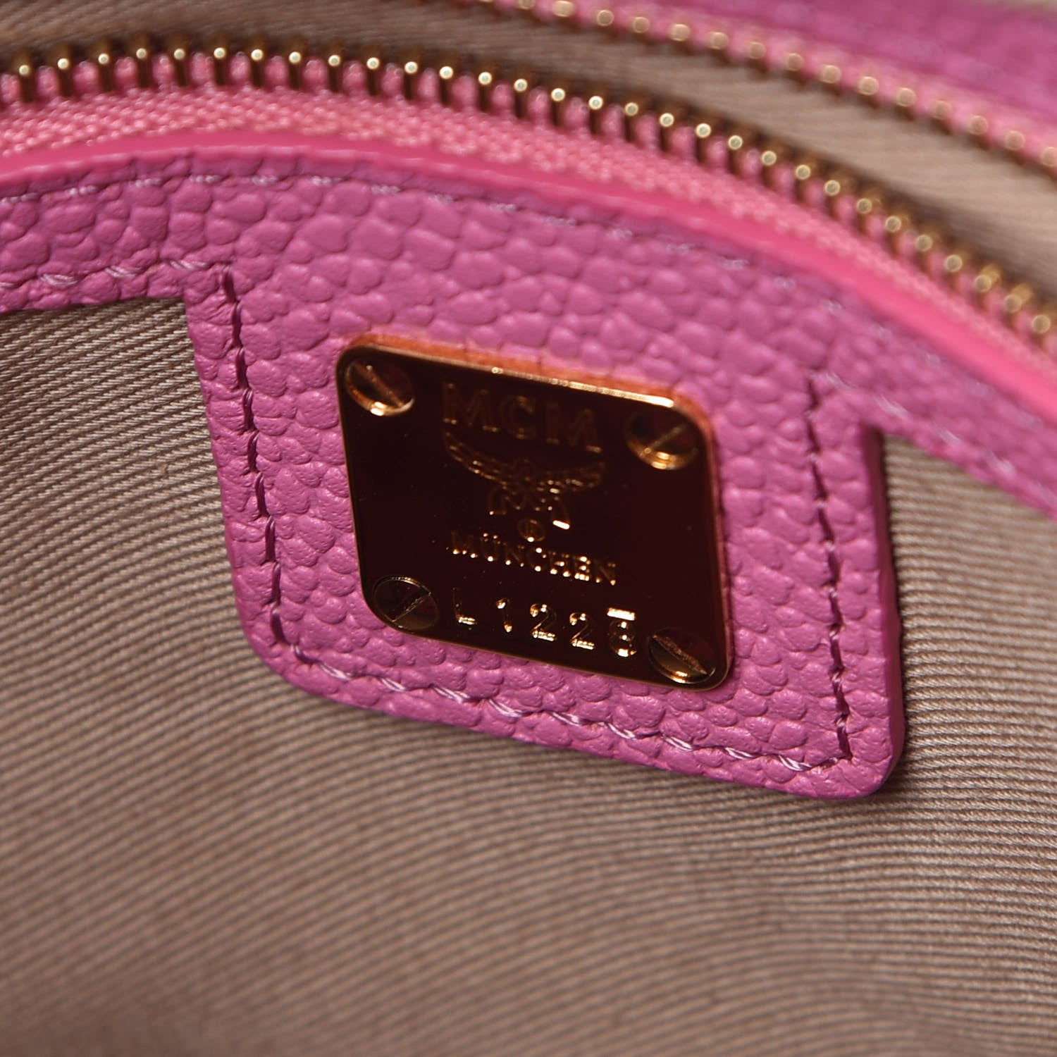 MCM Visetos Corina Shoulder Bag Pink 9 of 9