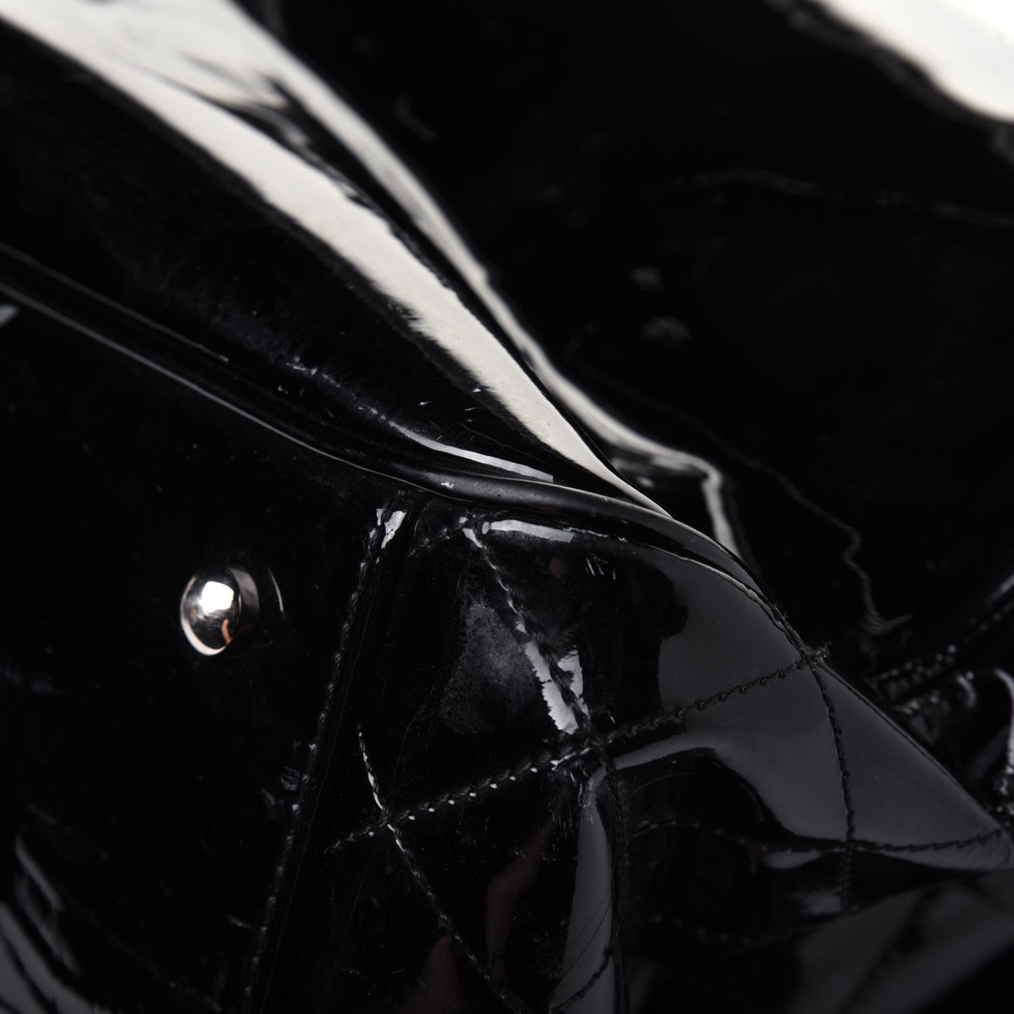 Vinyl XL Lipstick Tote Black