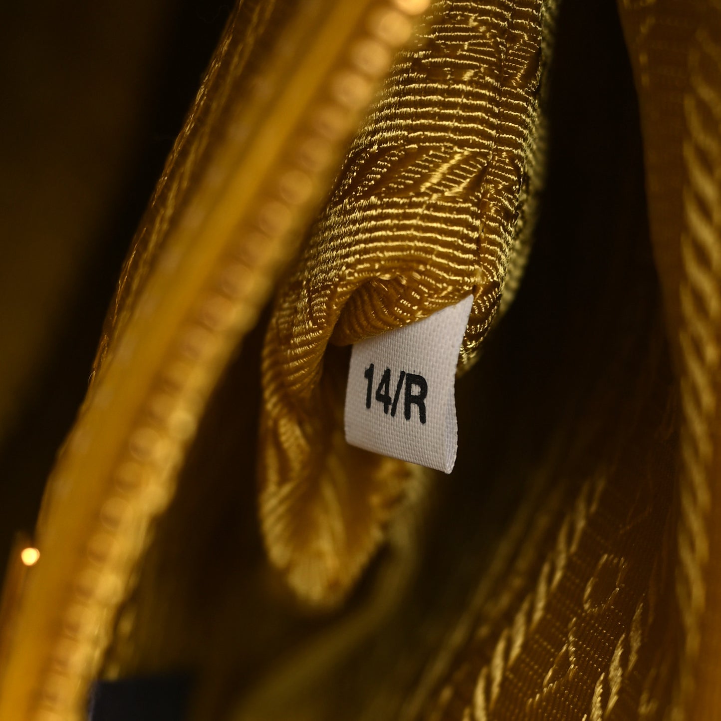 Saffiano Small Galleria Double Zip Tote Soleil