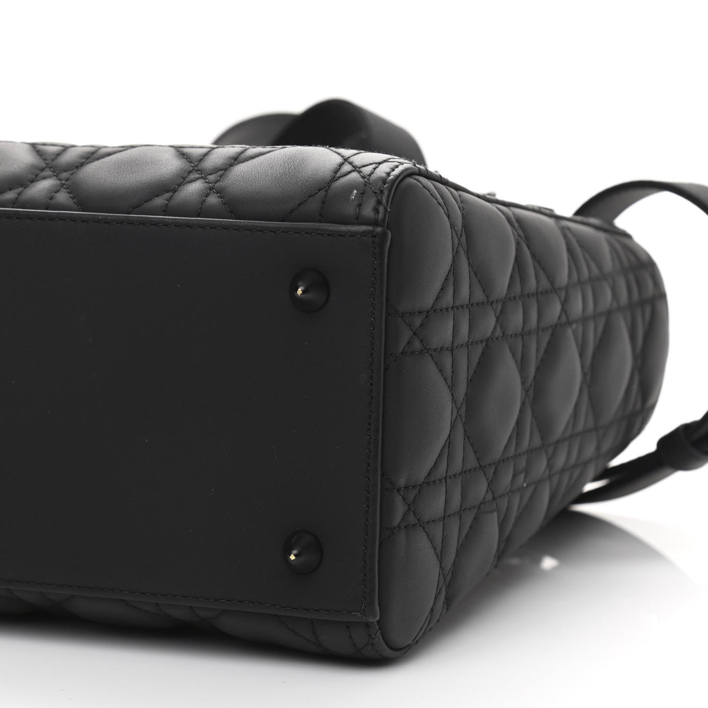 Ultra Matte Calfskin Cannage Medium Lady Dior Black