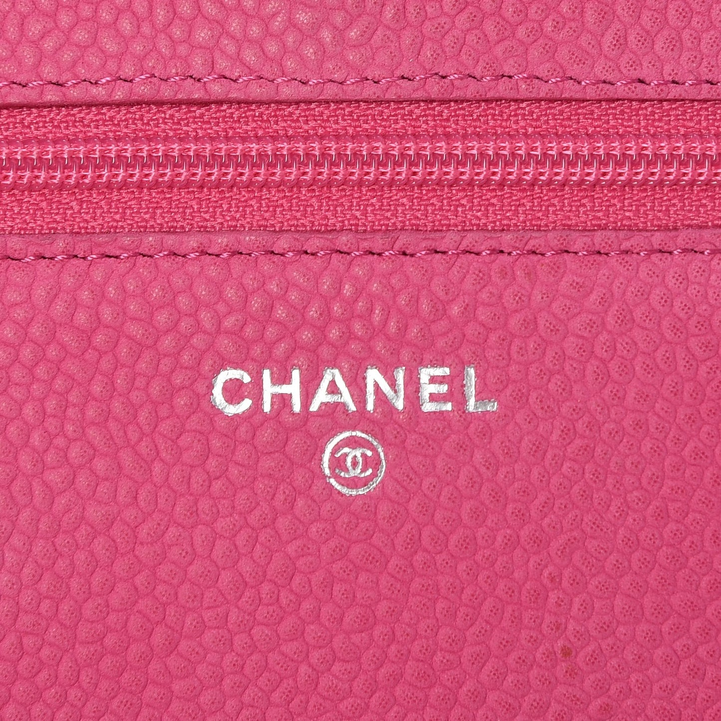 Iridescent Caviar Quilted Wallet on Chain WOC Pink