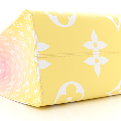 Louis Vuitton LOUIS VUITTON Monogram Giant By The Pool OnTheGo GM Light Pink 8 of 9