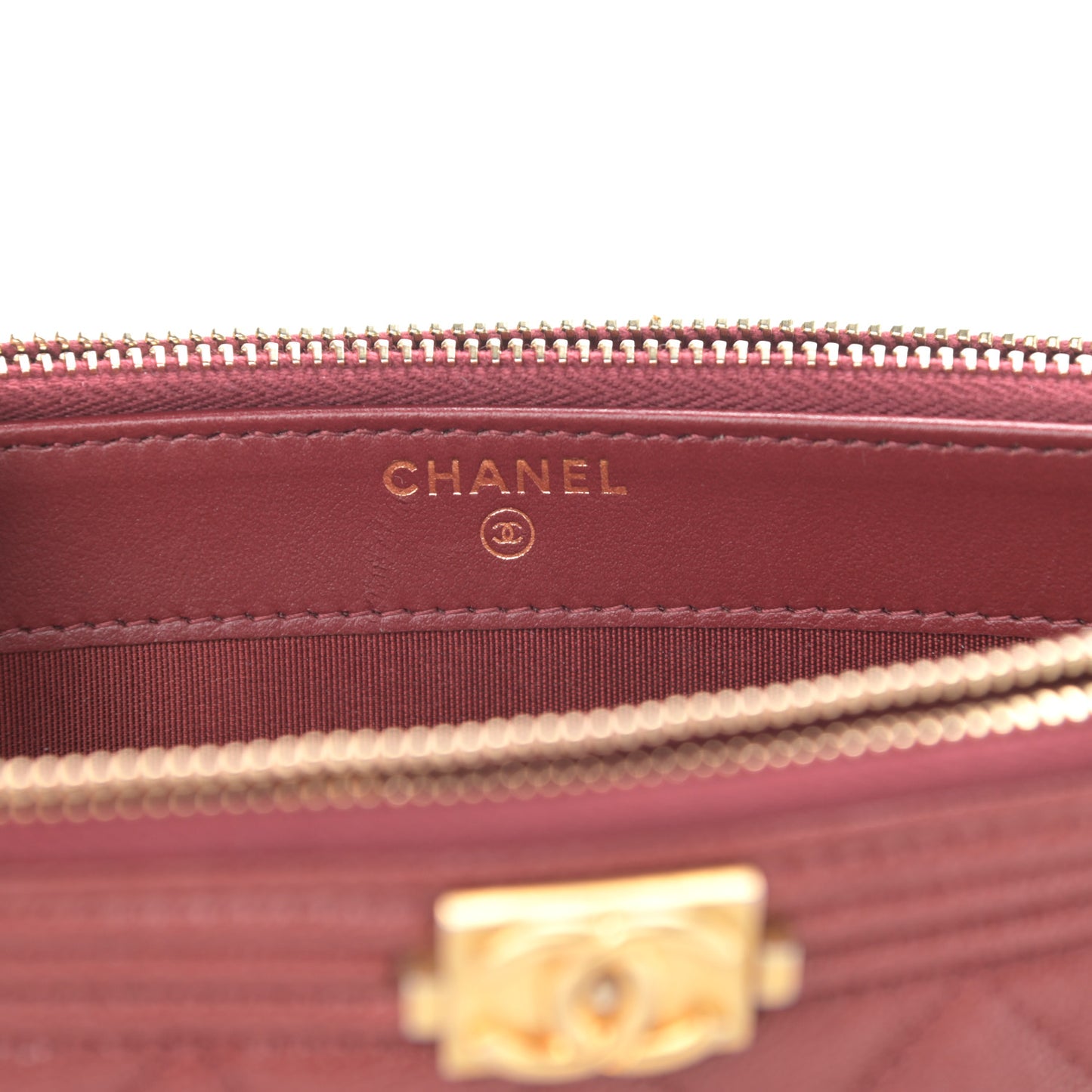 Caviar Quilted Small Boy Clutch With Chain Burgundy