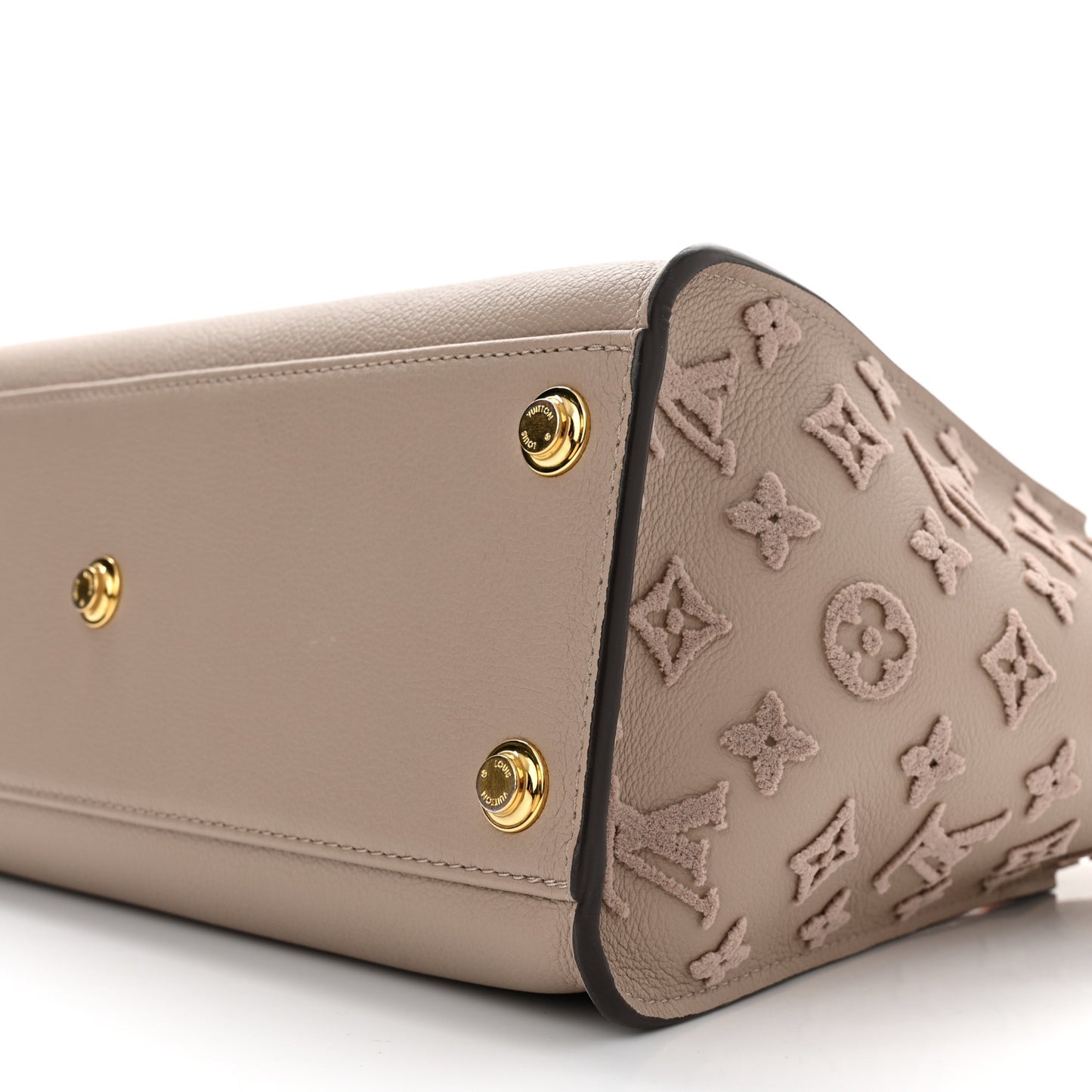 Calfskin Monogram Tufting On My Side Galet