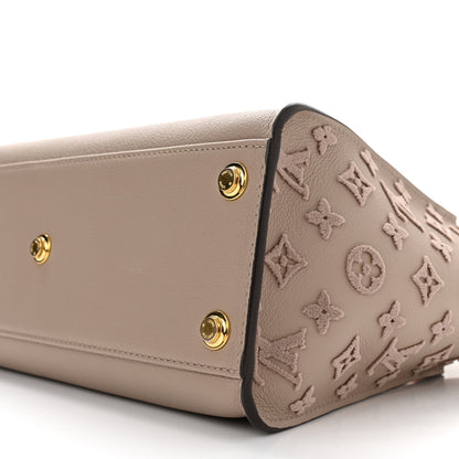 Louis Vuitton Calfskin Monogram Tufting On My Side Galet 9 of 10