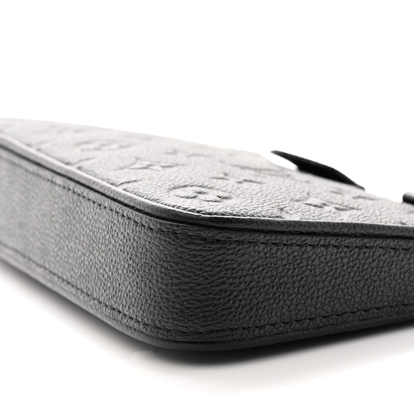 Empreinte Easy Pouch On Strap Black