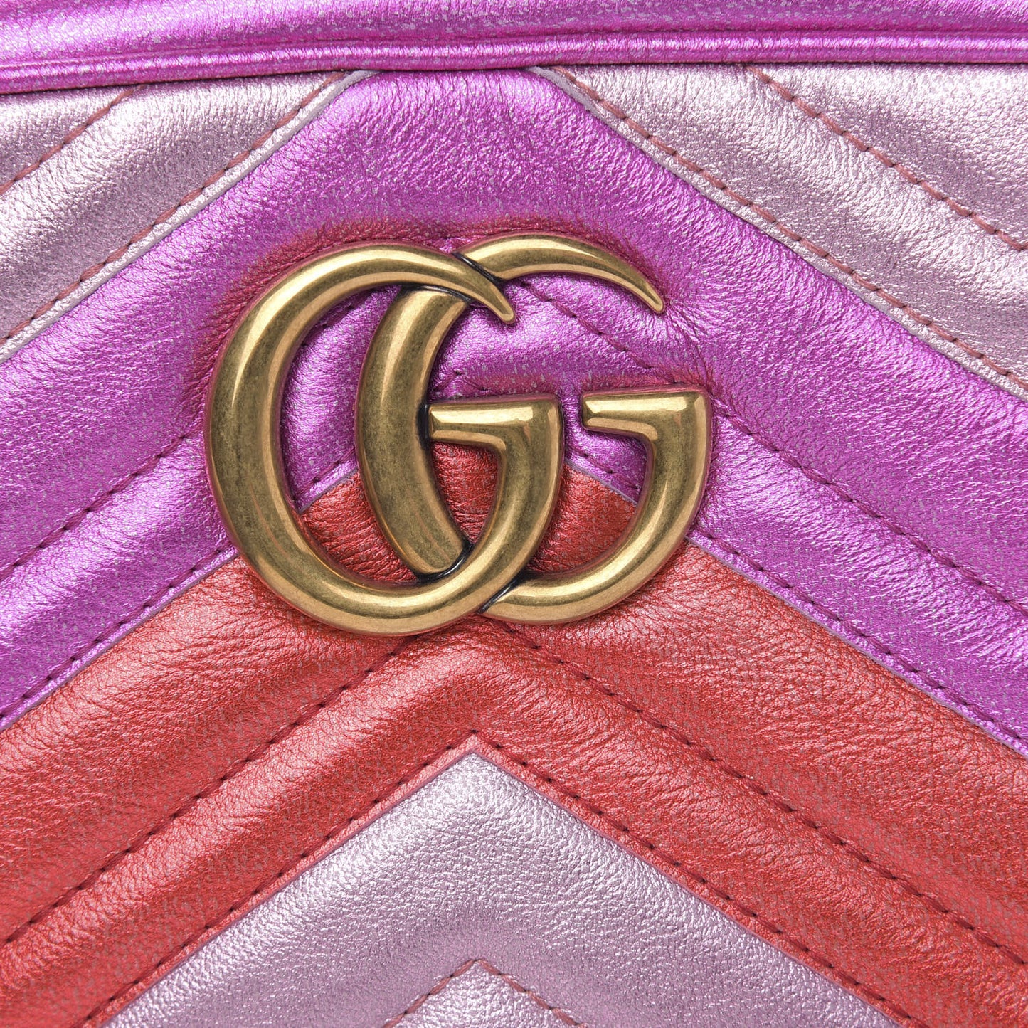 Laminated Nappa Matelasse Small GG Marmont Chain Shoulder Bag Fuxia Rosso Rosa