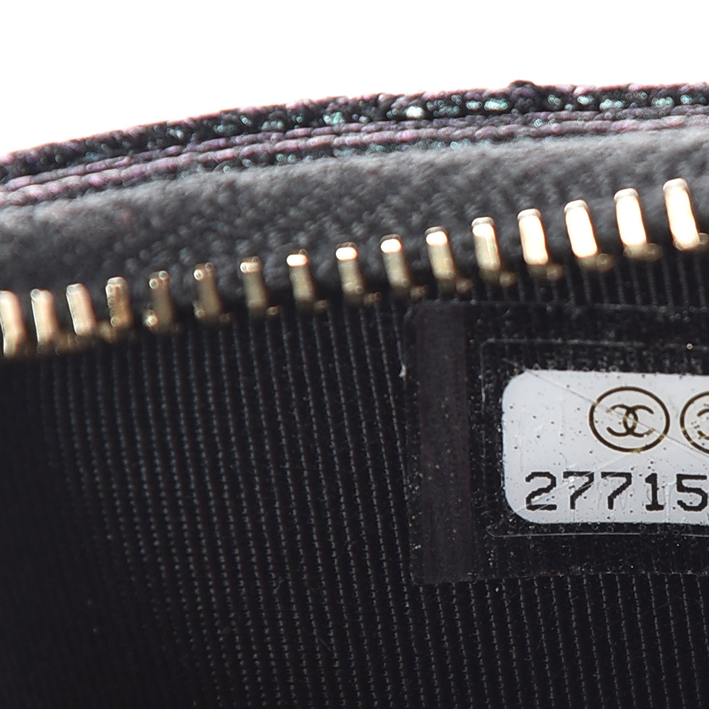 Iridescent Caviar Quilted Flap Zip Card Holder Black
