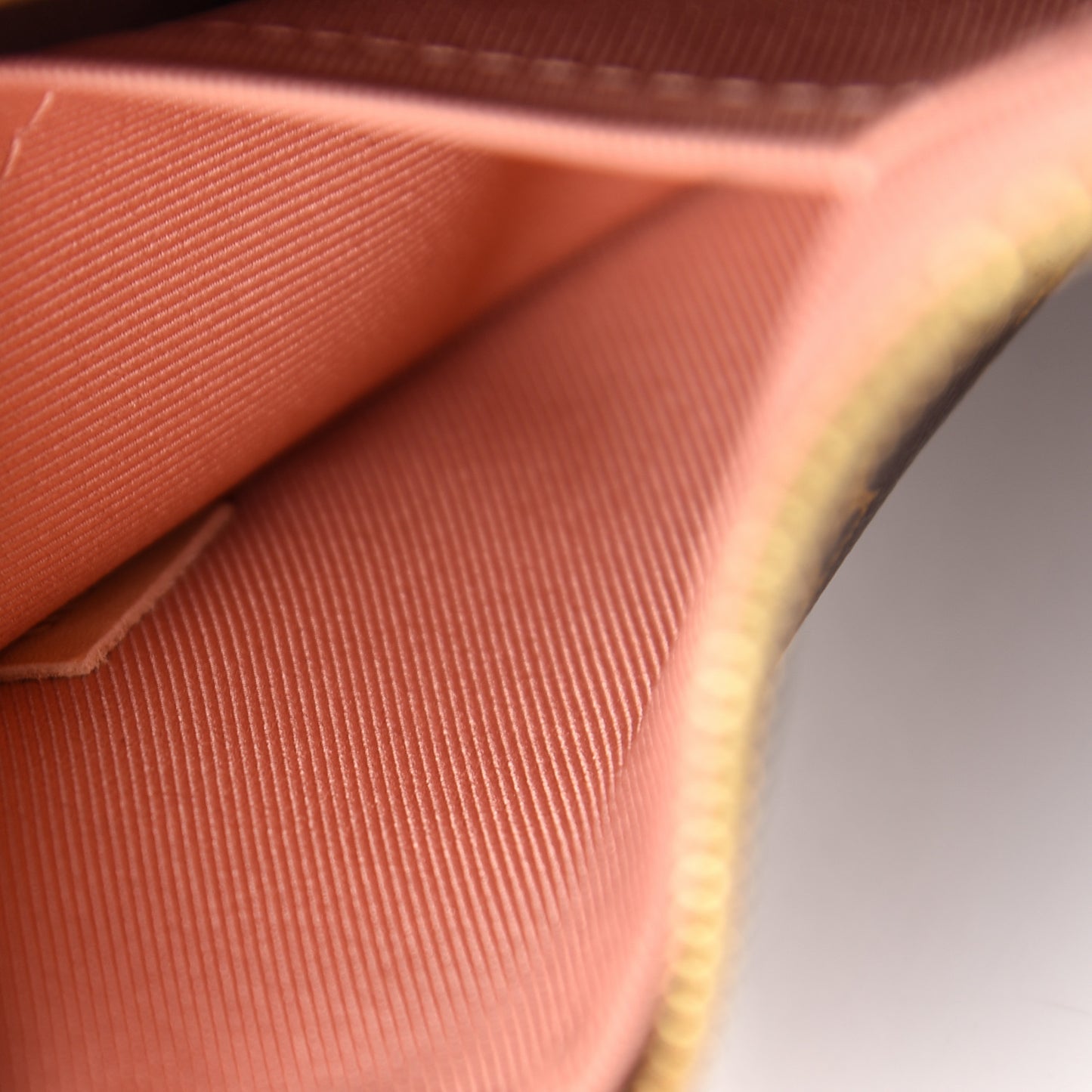 Monogram Lorette Vieux Rose
