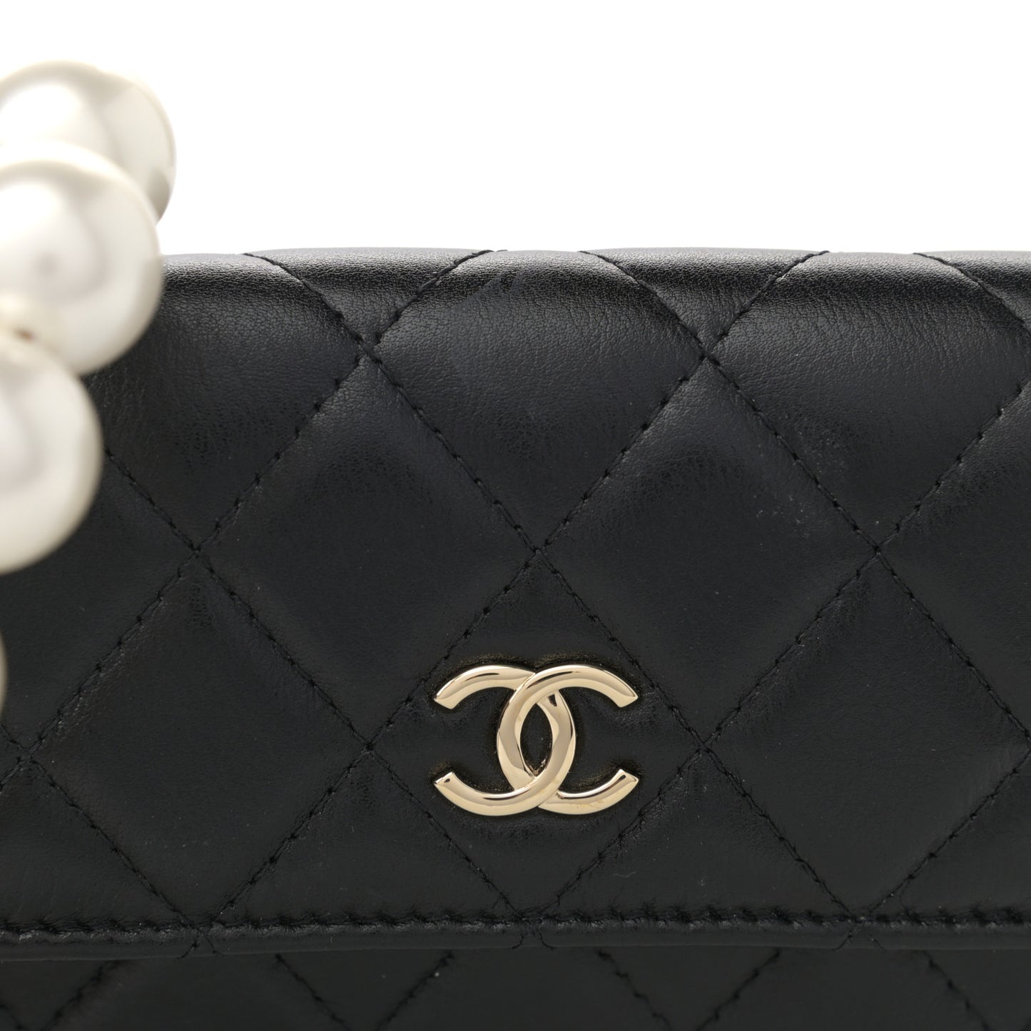 Calfskin Quilted Maxi Pearls Clutch With Chain Black