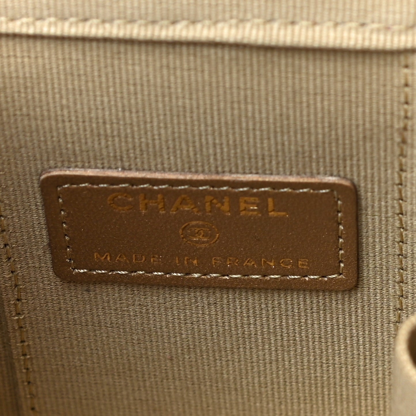 Lambskin Quilted Pearl Crush Mini Vanity Case With Chain Light Beige