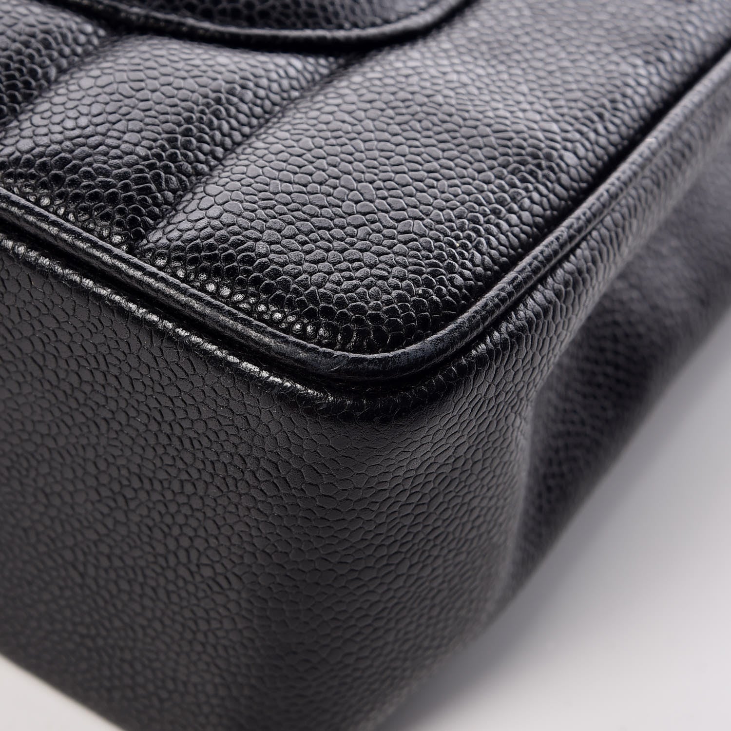Chanel Caviar Vertical Quilted Jumbo Single Flap Black 13 of 14
