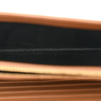 Saint Laurent Grain De Poudre Mixed Matelasse Triquilt Monogram Chain Wallet Dune 5 of 12