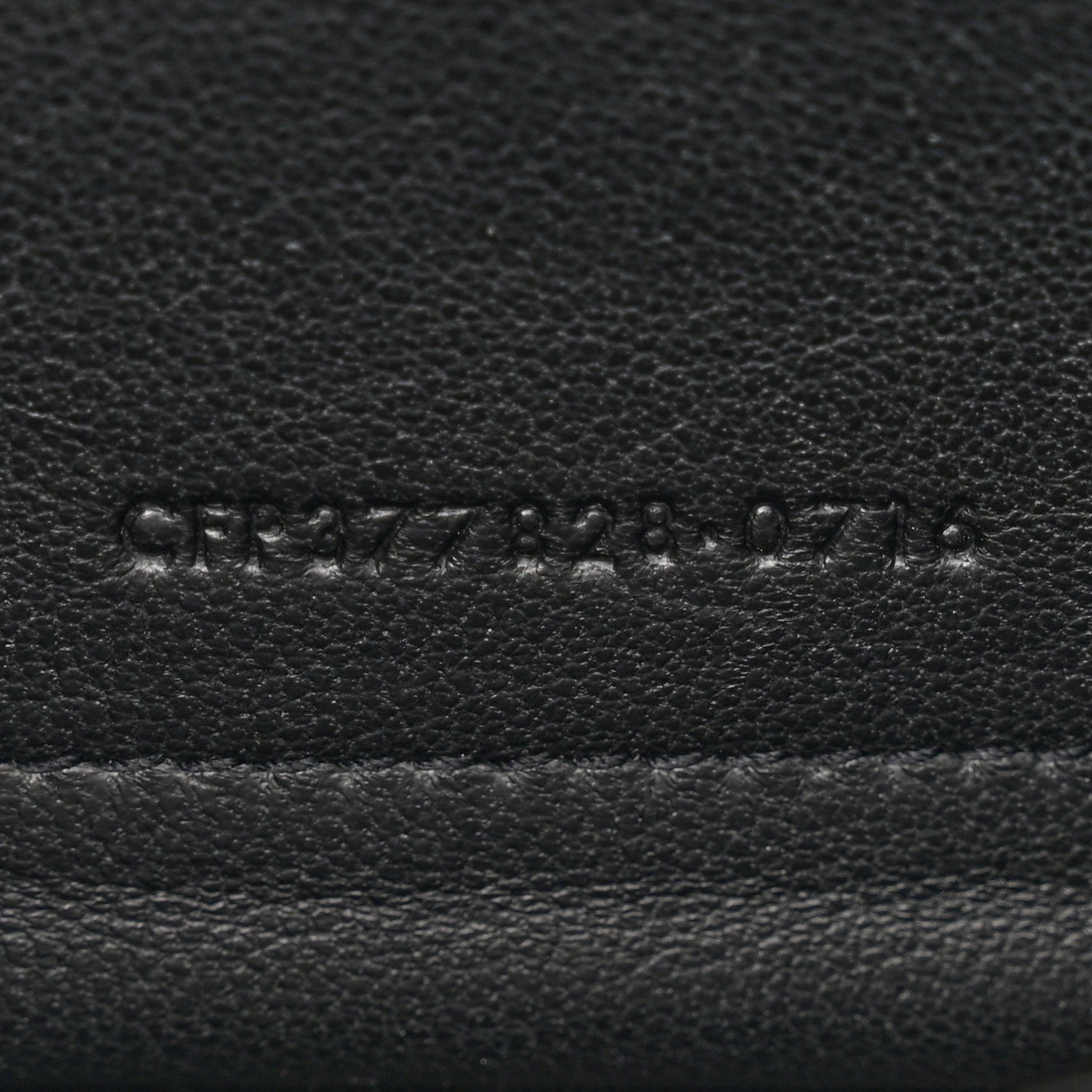 Saint Laurent Grain De Poudre Matelasse Chevron Monogram Chain Wallet Black 7 of 11