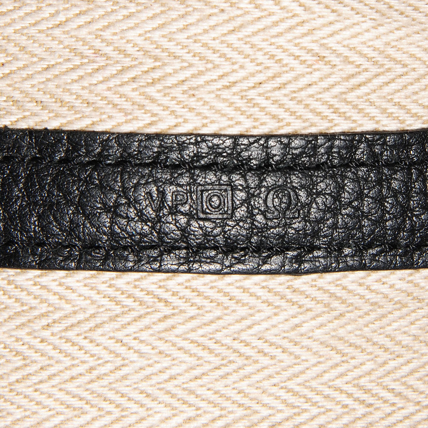 Fjord Garden Party Tote 36 MM Black