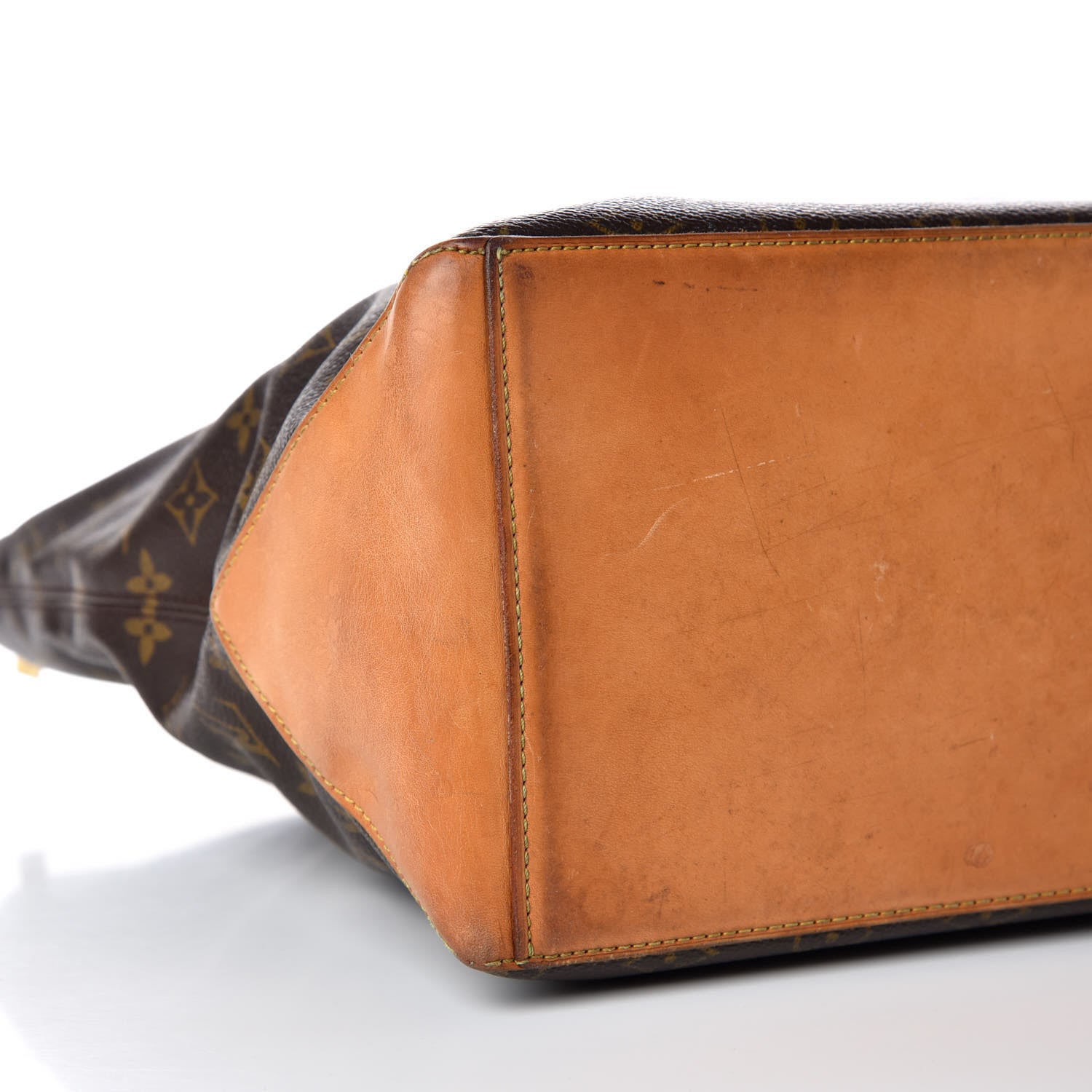 Louis Vuitton Monogram Cabas Mezzo 8 of 10