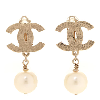 Chanel Pearl CC Drop Clip On Earrings Gold 1 of 5