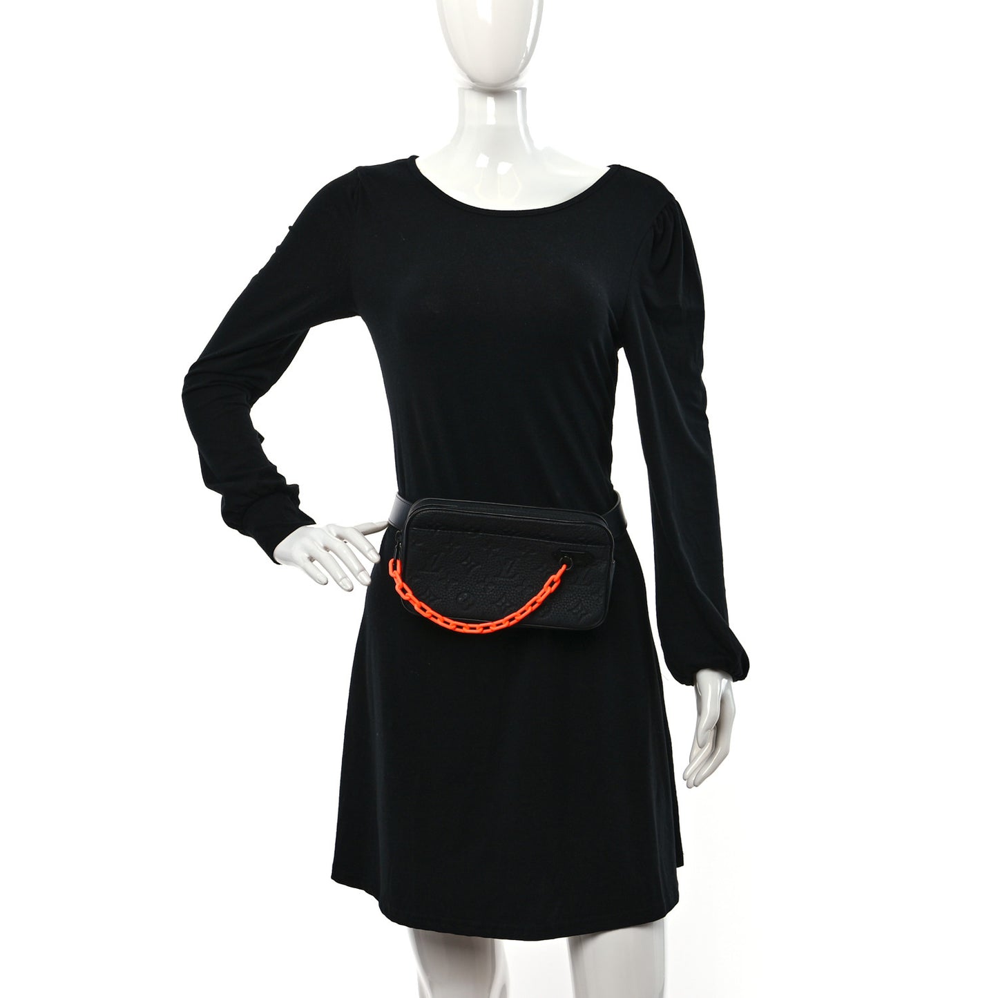 Taurillon Monogram Uniformes Solar Ray Soft Pochette Volga Belt Bag Black